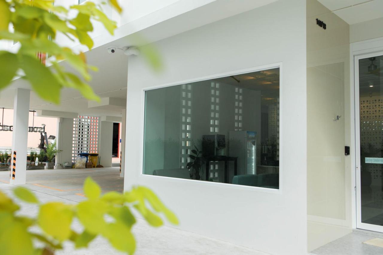 S1 Trang Hotel Exterior foto